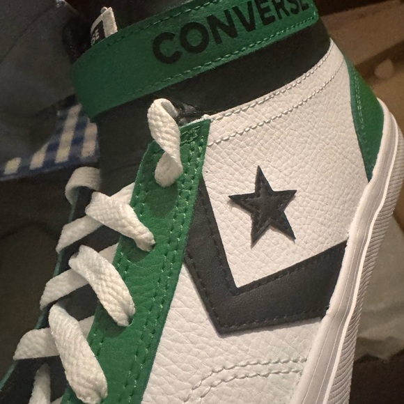 Converse Classic Green and White Sneakers - Picture 8 of 11